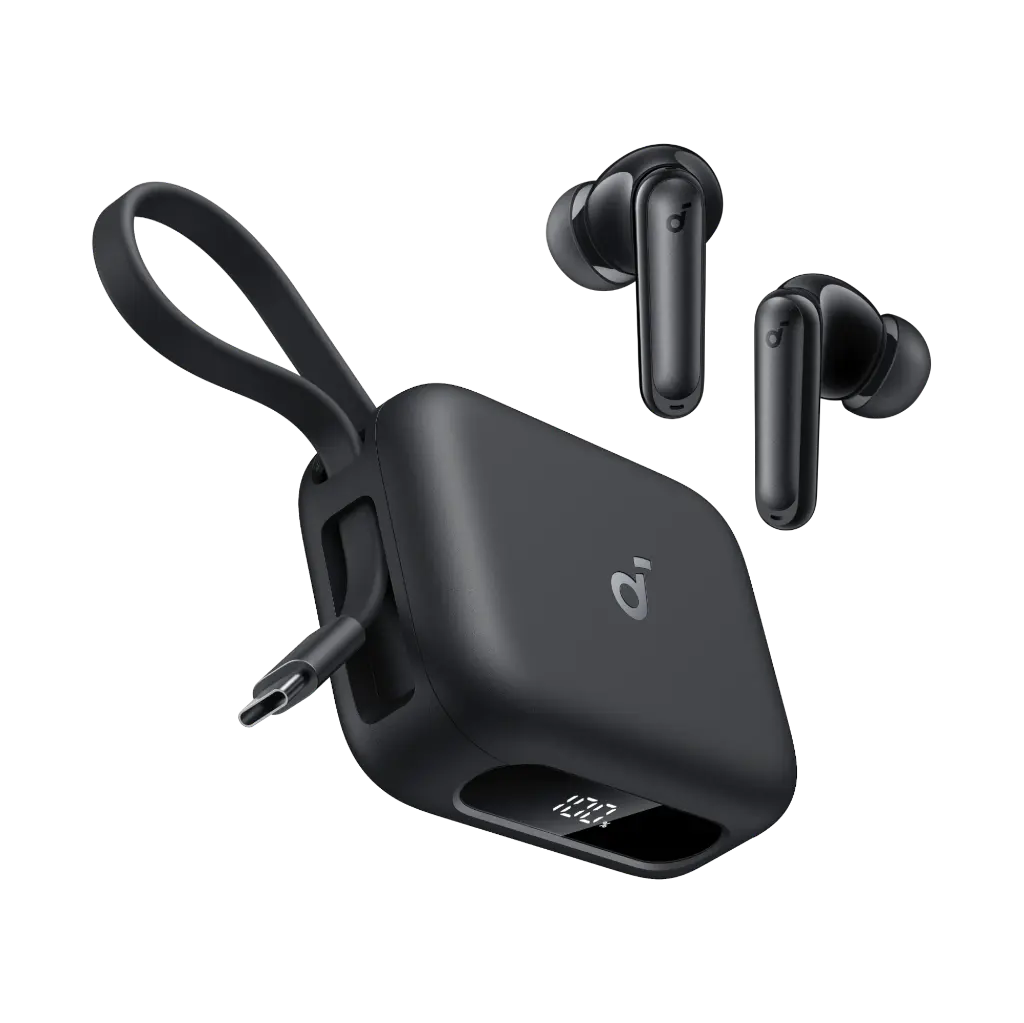 منظر قريب لسماعات Anker Soundcore P41i يوضح اللون الأسود والتصميم