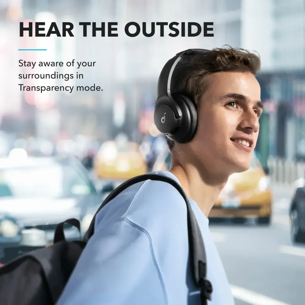 سماعات Anker Soundcore Q20i تظهر أزرار التحكم ومنافذ توصيل الكابل